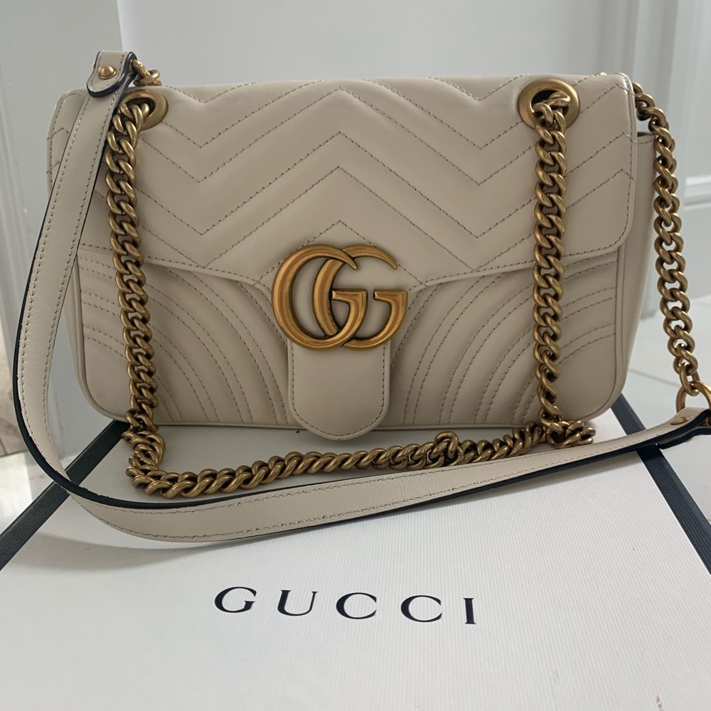 Gucci GG Marmont Shoulder Bag in Cream with Gold Hardware